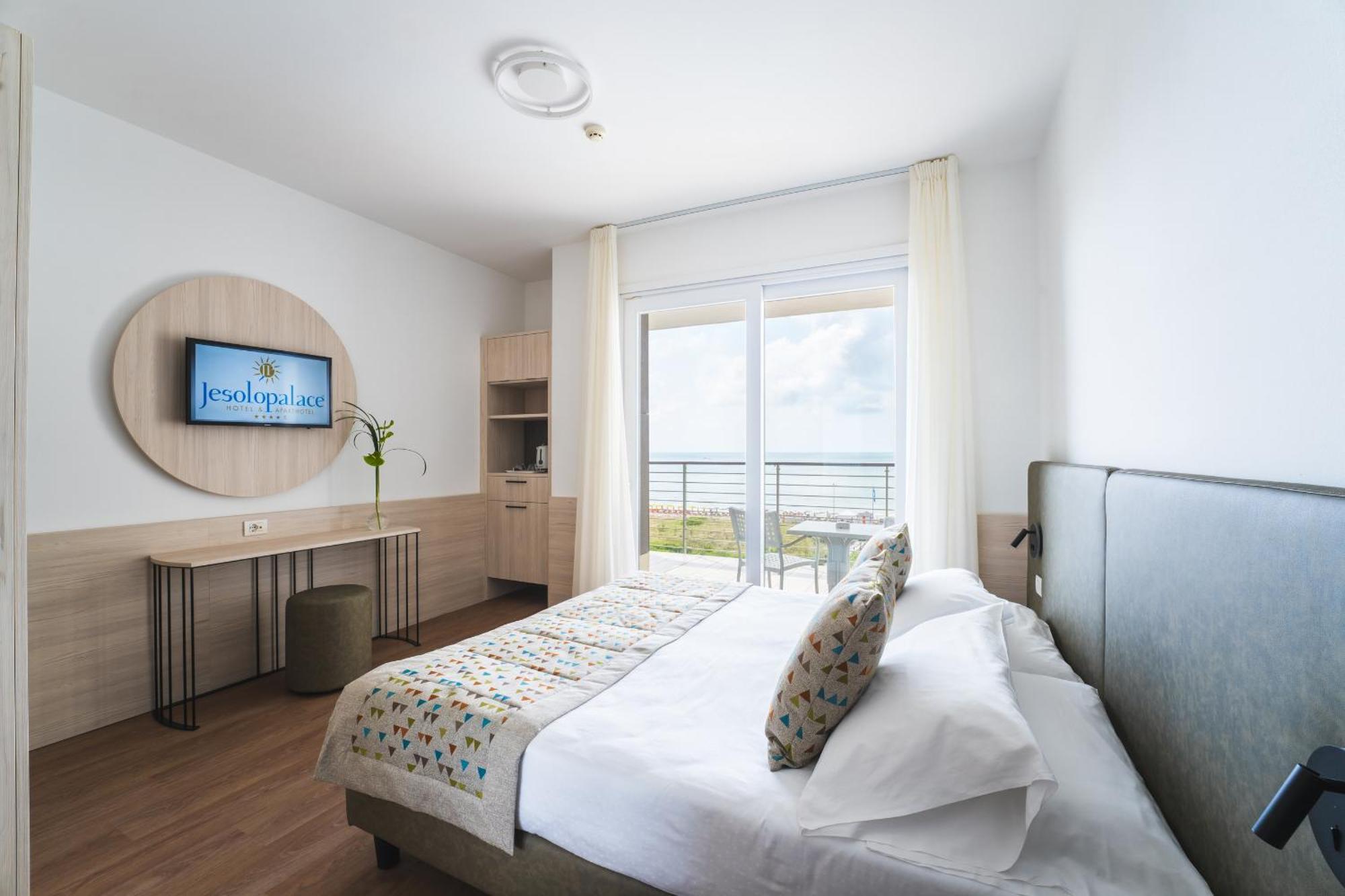 Hotel Jesolopalace & 4*